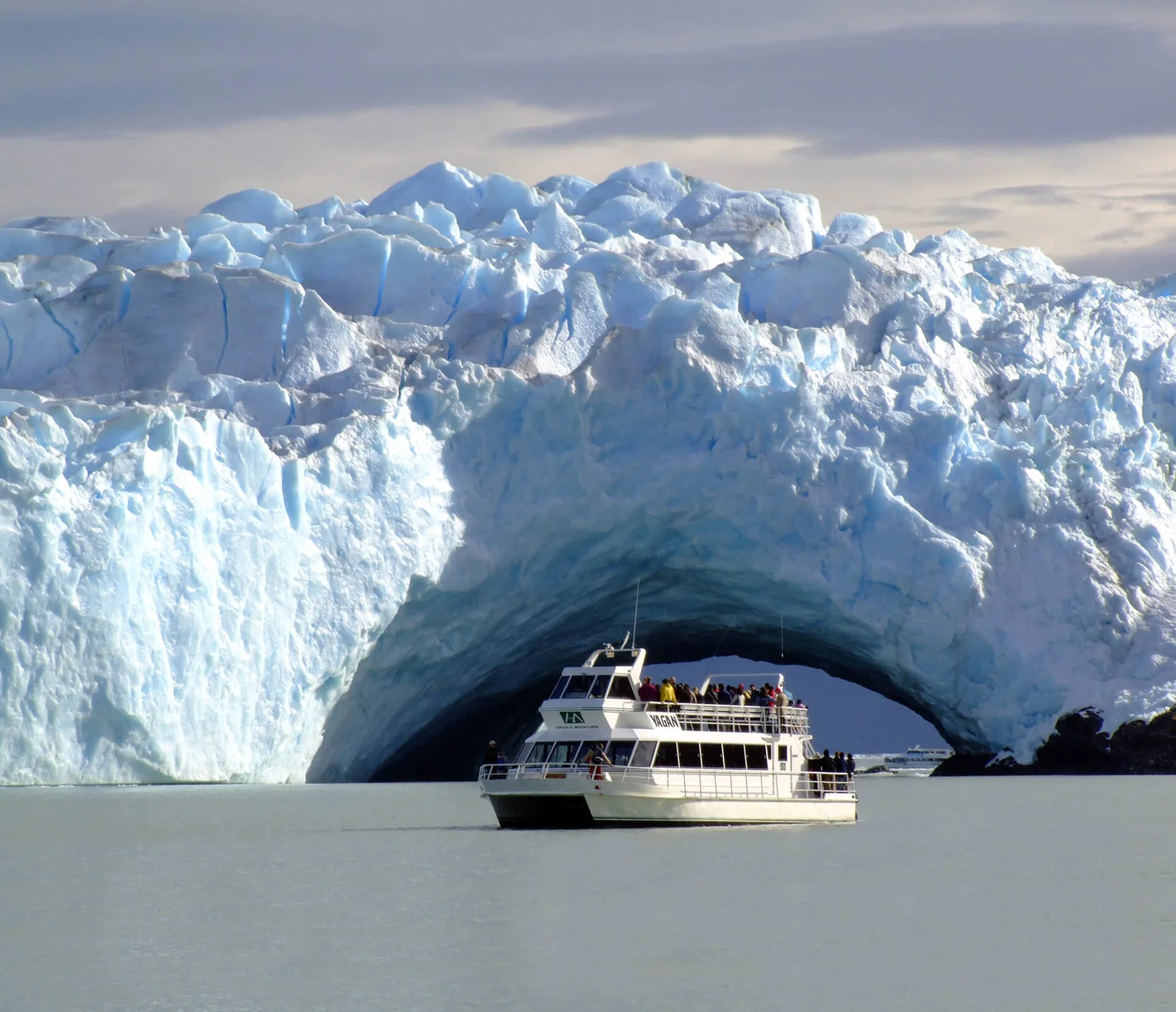 Lacustre Safari Náutico (Combina con exc. Glaciar Perito Moreno) - Imagen 3